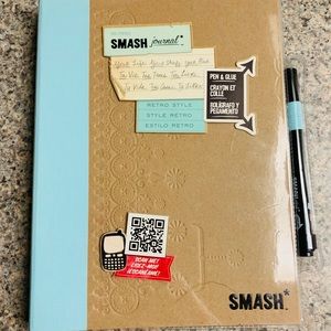 NWT⭐️SMASH Journal/Scrapbook w/ Metallic Pens